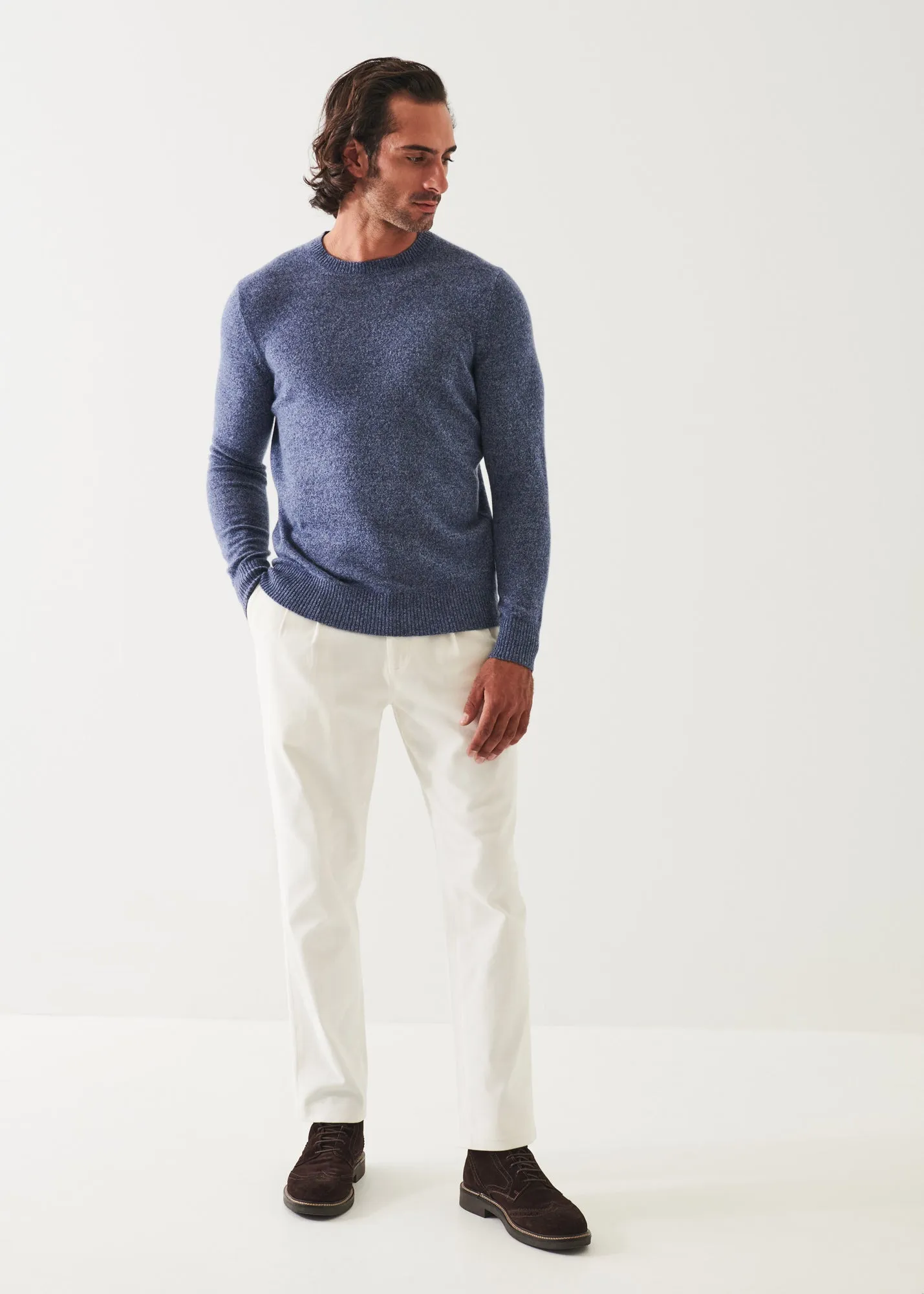 CASHMERE CREWNECK