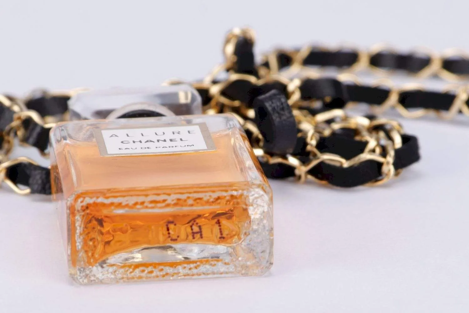 Chanel Perfume Pendant _ALLURE_ Necklace GHW W30cm (NDC)