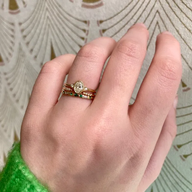 Emerald Etude Ring