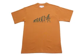 Nike Sneaker Evolution Tee "Flax"