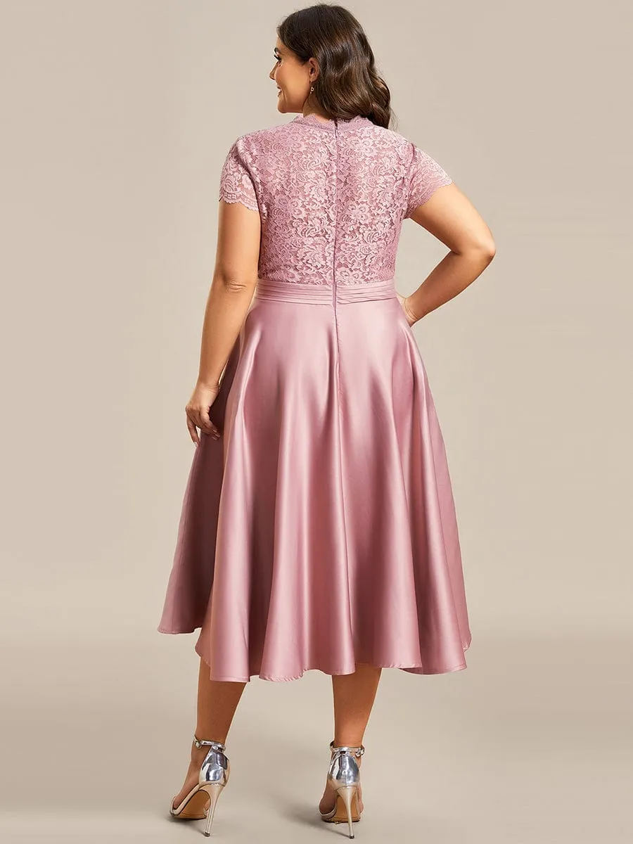 Plus Size V-neck Lace Bodice A-line Cocktail Dress with Pockets