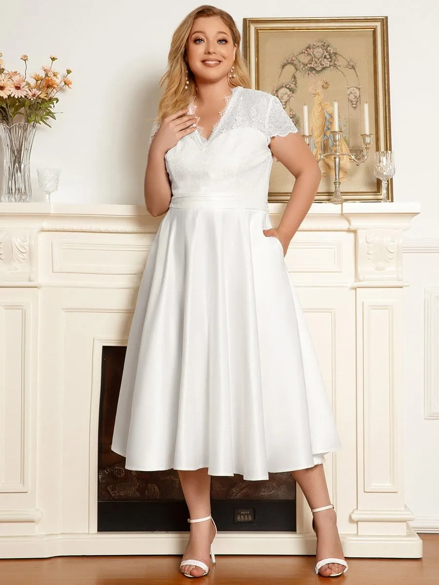 Plus Size V-neck Lace Bodice A-line Cocktail Dress with Pockets